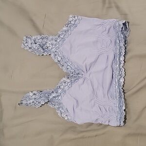 Lace trimmed tank top